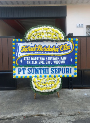 Papan Bunga Duka di Peukan Baro
